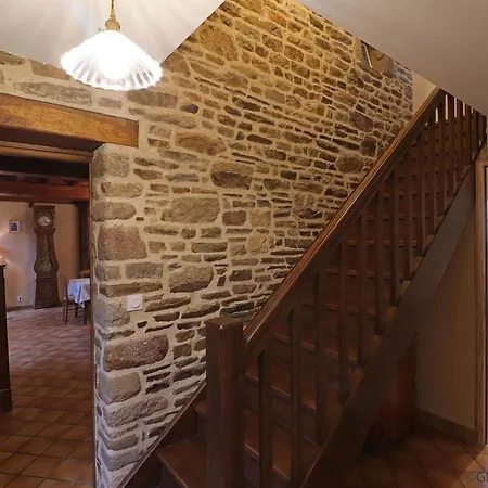Holiday home Retraite Paisible En Maison Traditionnelle, 4 Chambres, Jardin Arbore, Cheminee Et Nature Luxuriante. - Fr-1-497-154