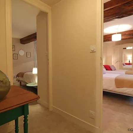 Nyaraló Maison Paisible En Nature Avec Cheminee Et Animaux Acceptes - Fr-1-497-154