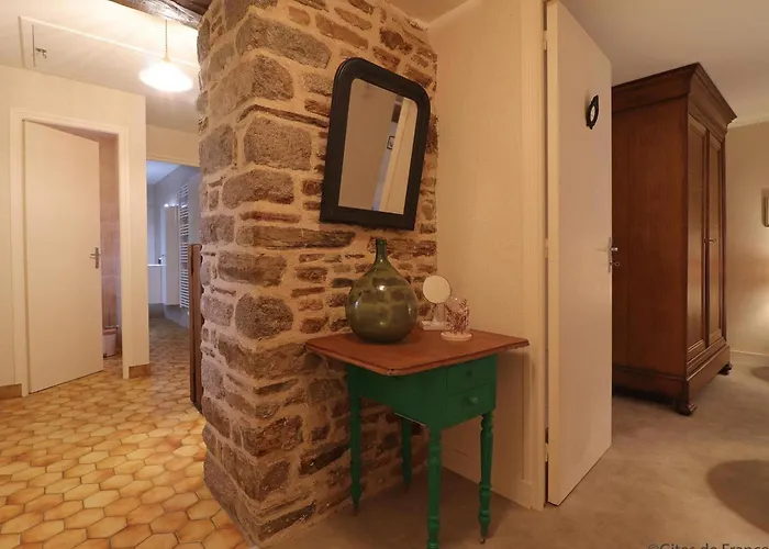 Maison Paisible En Nature Avec Cheminee Et Animaux Acceptes - Fr-1-497-154